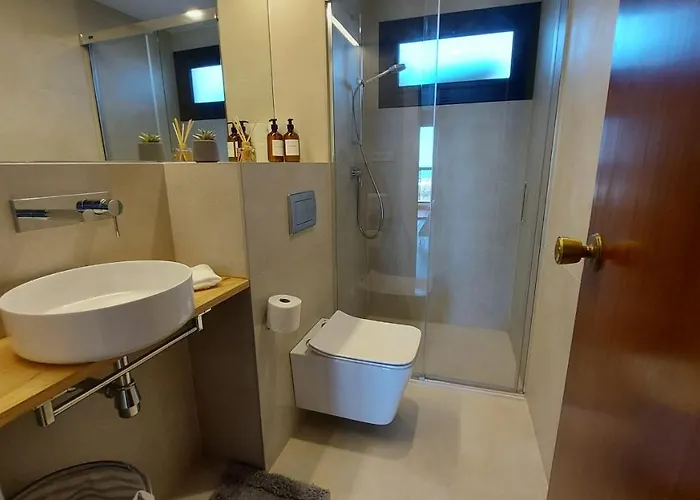 Rent4 Malaga La Playa *