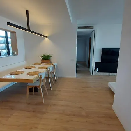 Rent4 Malaga La Playa *