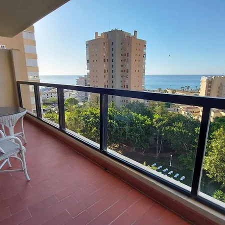 Rent4 Malaga La Playa * טורמולינוס
